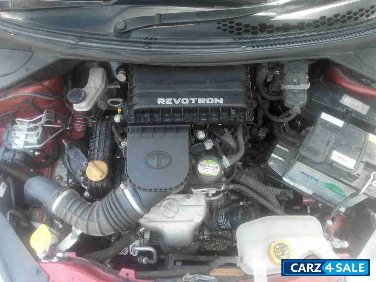 Cherry Red Tata  Tiago 1.2 Revotron XZ