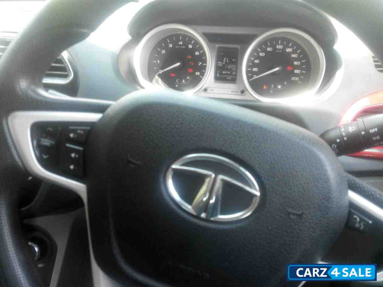 Cherry Red Tata  Tiago 1.2 Revotron XZ