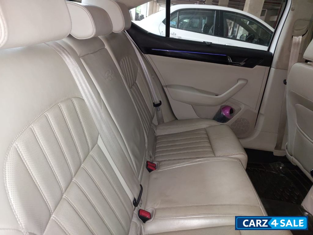 Skoda Superb L&K 130/6AG 2.0 TDI CR