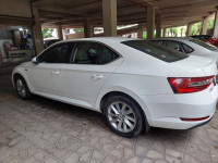 Skoda Superb L&K 130/6AG 2.0 TDI CR