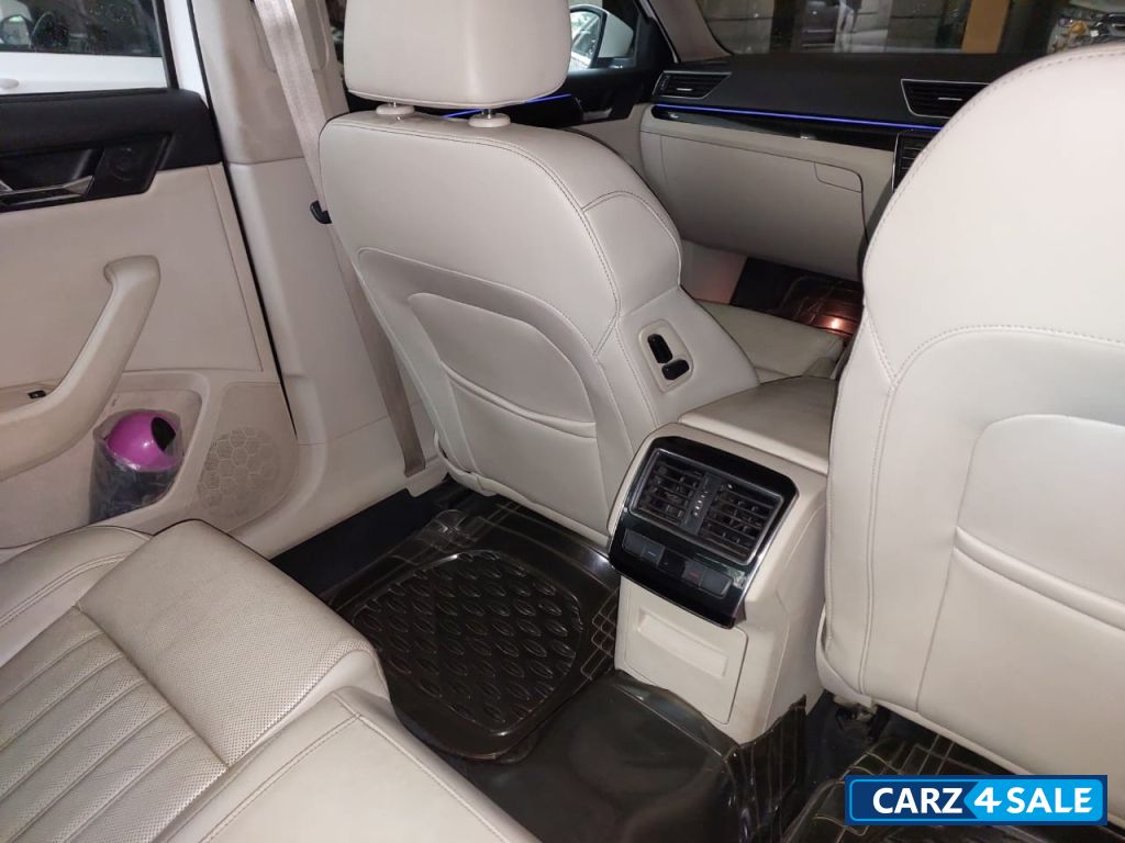 Skoda Superb L&K 130/6AG 2.0 TDI CR