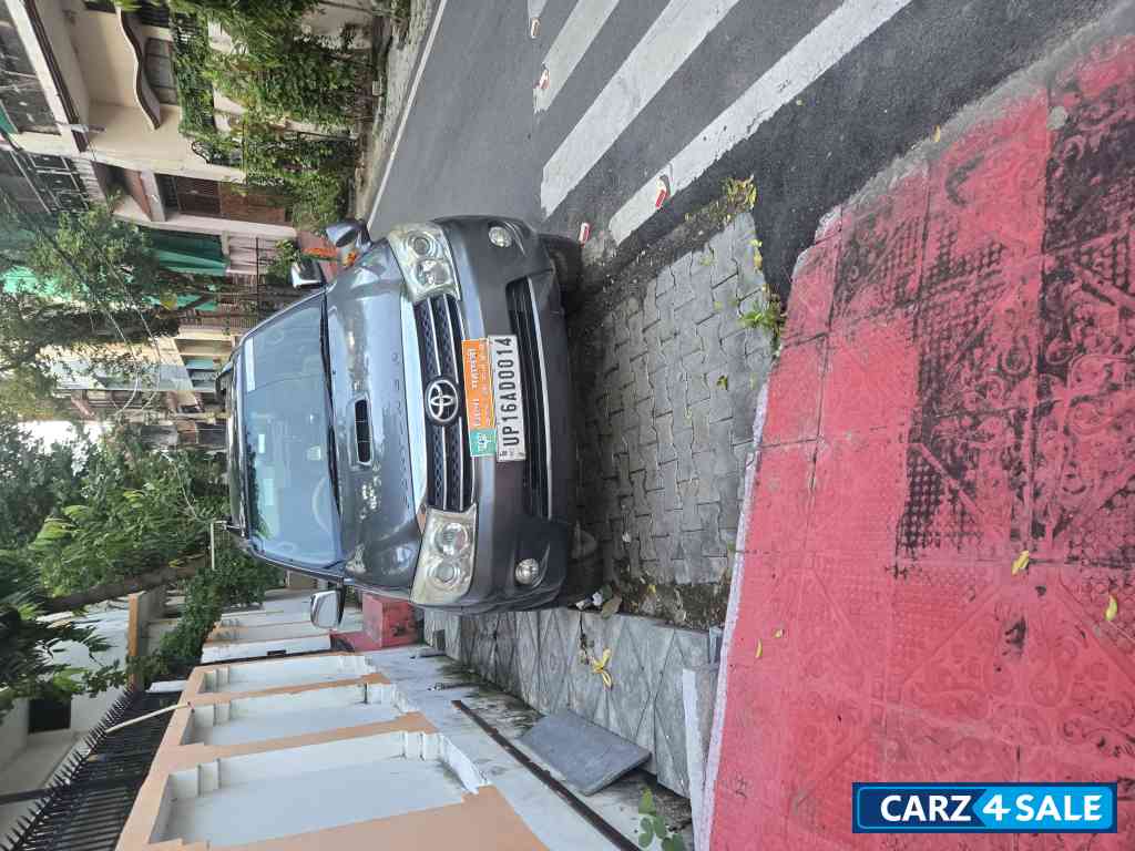 Toyota Fortuner 4×4