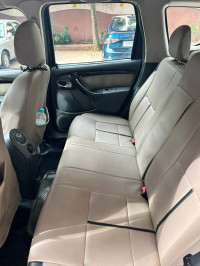 Black Renault Duster rxz 110 ps