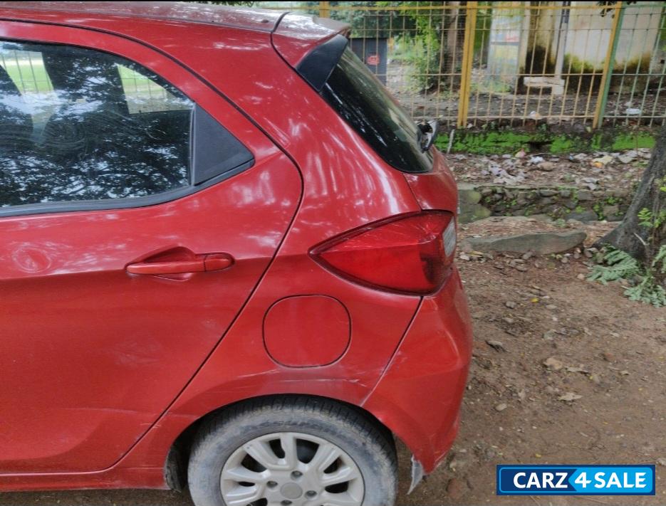 Berry Red Tata Tiago XZA PETROL AUTOMATIC