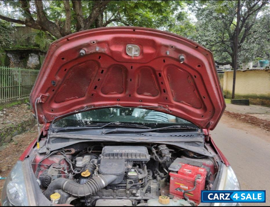 Berry Red Tata Tiago XZA PETROL AUTOMATIC