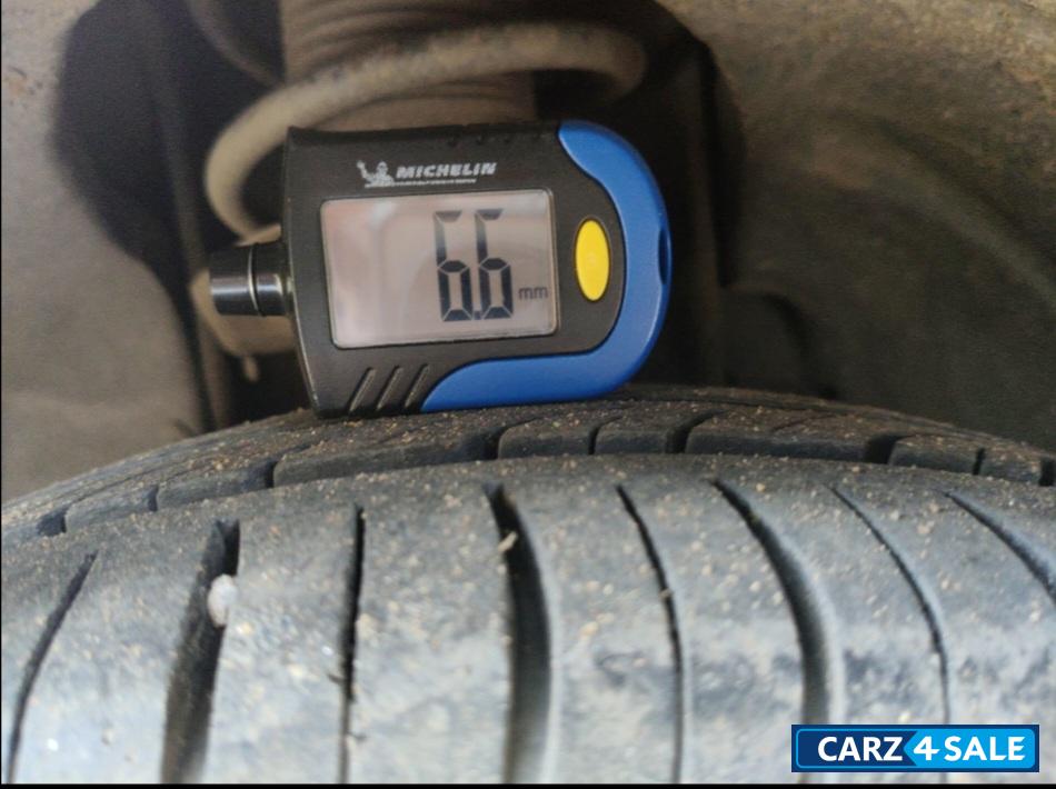 Berry Red Tata Tiago XZA PETROL AUTOMATIC