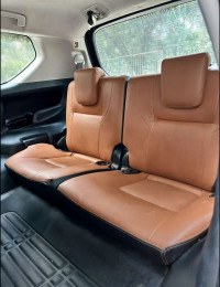 Toyota Innova Crysta g