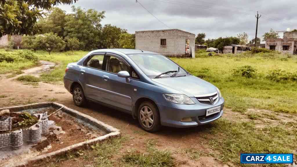 Blueish Silver Honda City Zx
