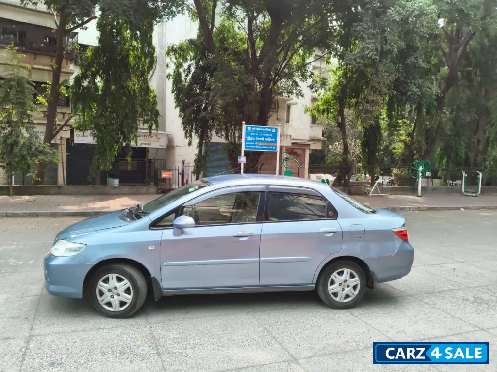 Blueish Silver Honda City Zx