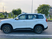 White Mahindra Scorpio Scorpio n z8 select diesel