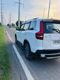 White Mahindra Scorpio Scorpio n z8 select diesel