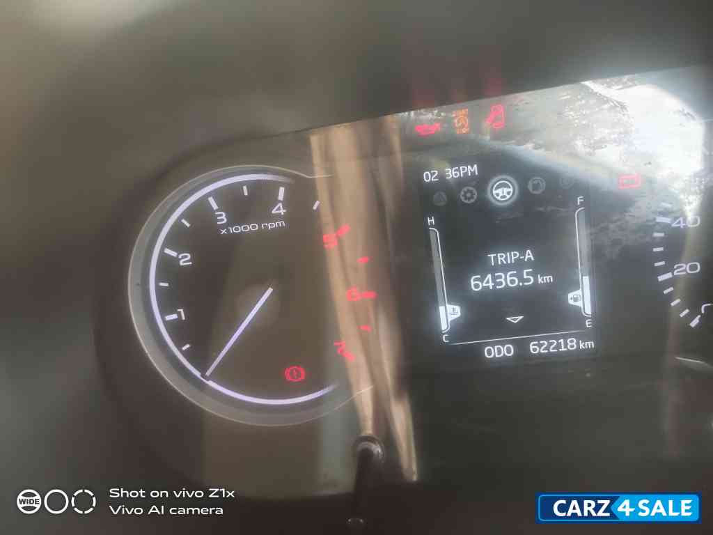 Mahindra Bolero Bolero Neo N 10