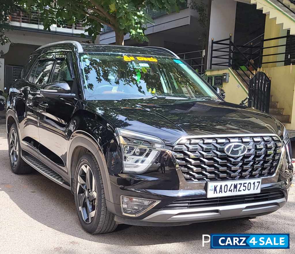 Phantom Black Hyundai Alcazar Alcazar 1.5 Diesel AT Platinum (O) 6 S