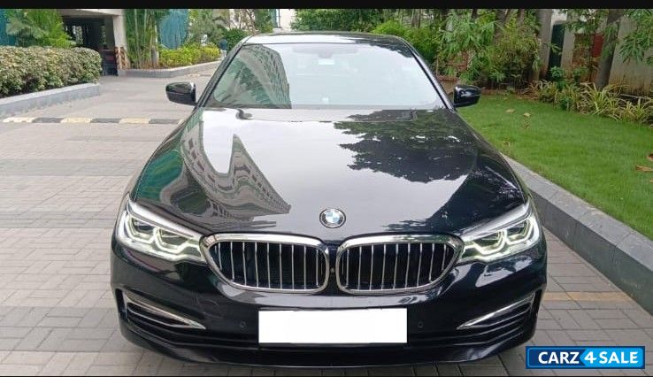 Black BMW 5-Series Diesel 520d luxury line