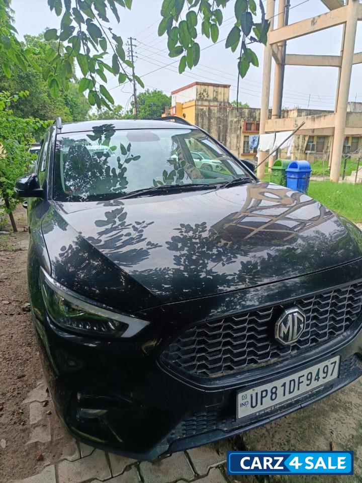 MG Astor Smart black storm