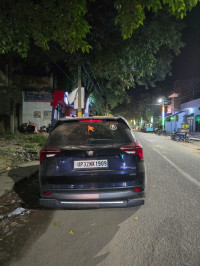 Mahindra XUV700 Ax7 l 2023 Model