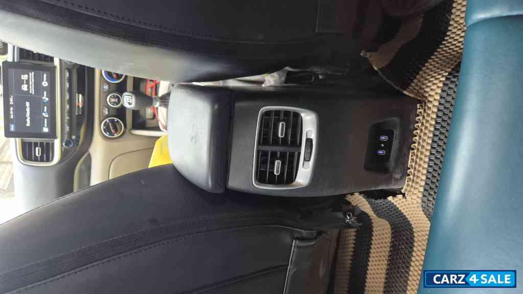 Hyundai Venue S(O) Turbo MT