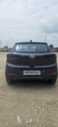Grey Hyundai Elite i20 Sportz