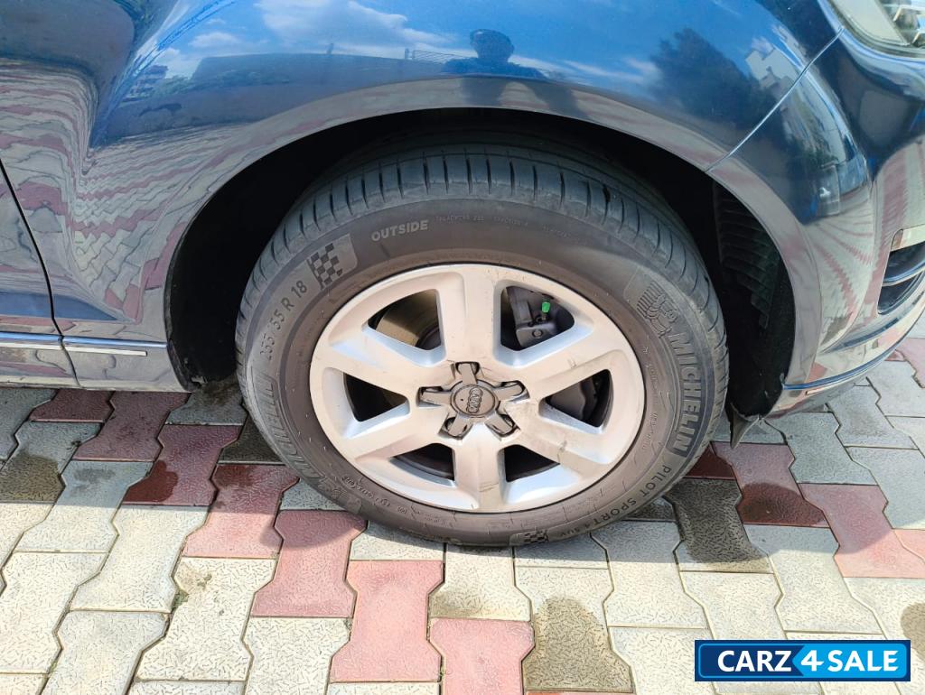 Audi Q7 Quattro premium 3.0 TDI