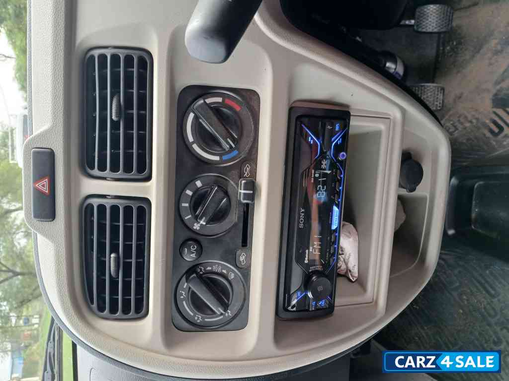 Maruti Suzuki Eeco Cng