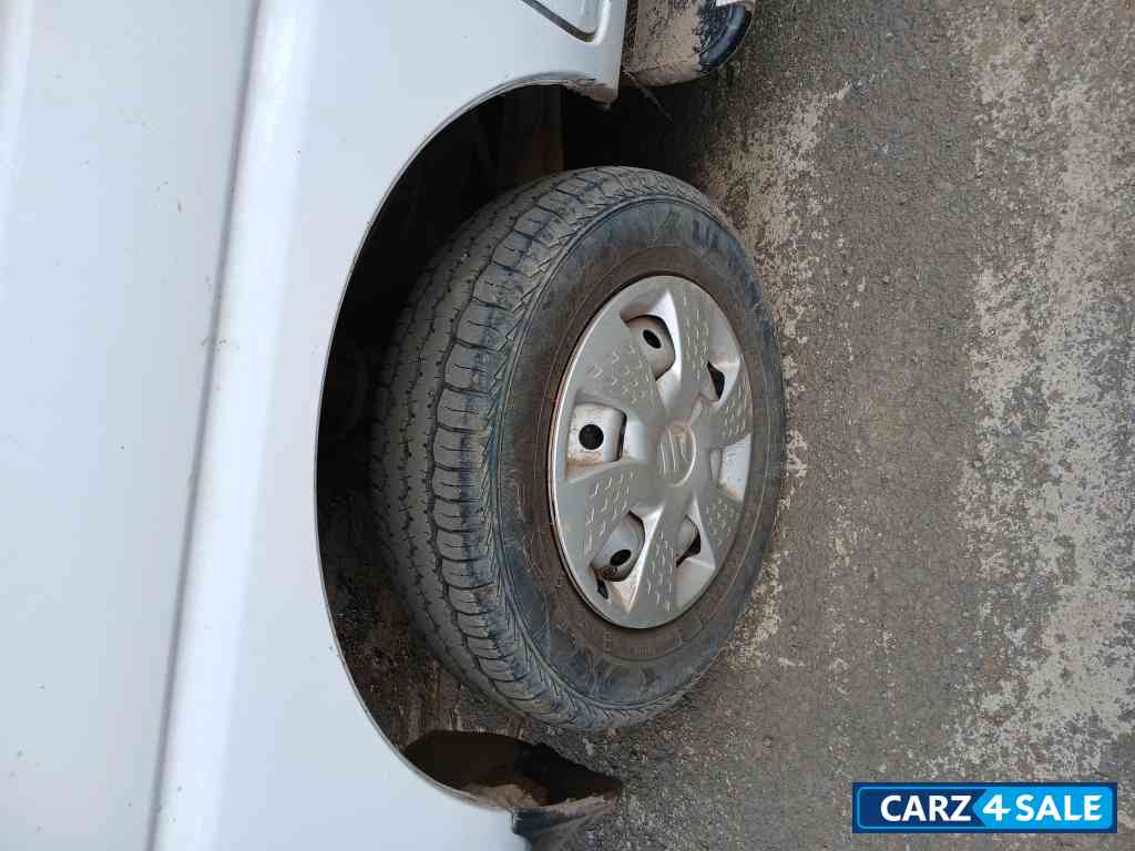 Maruti Suzuki Eeco Cng