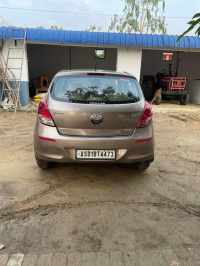 Brown Hyundai i20 Megna