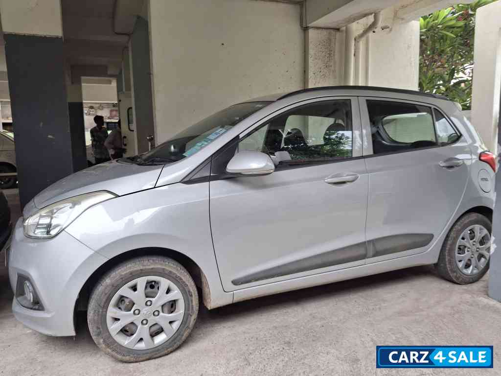 Hyundai i10 Sportz 1.2