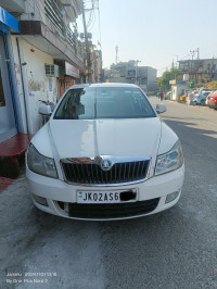 Skoda Laura Ambinate 2.0 mt 2011 Model