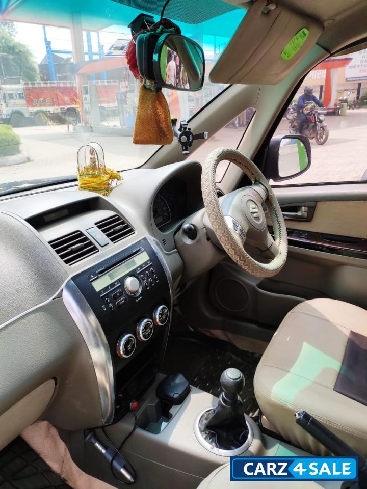 Maruti Suzuki SX4 2011, ZXI - Petrol