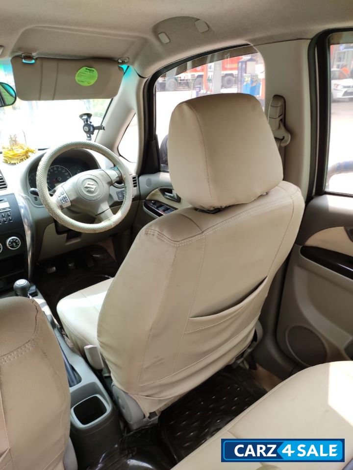Maruti Suzuki SX4 2011, ZXI - Petrol