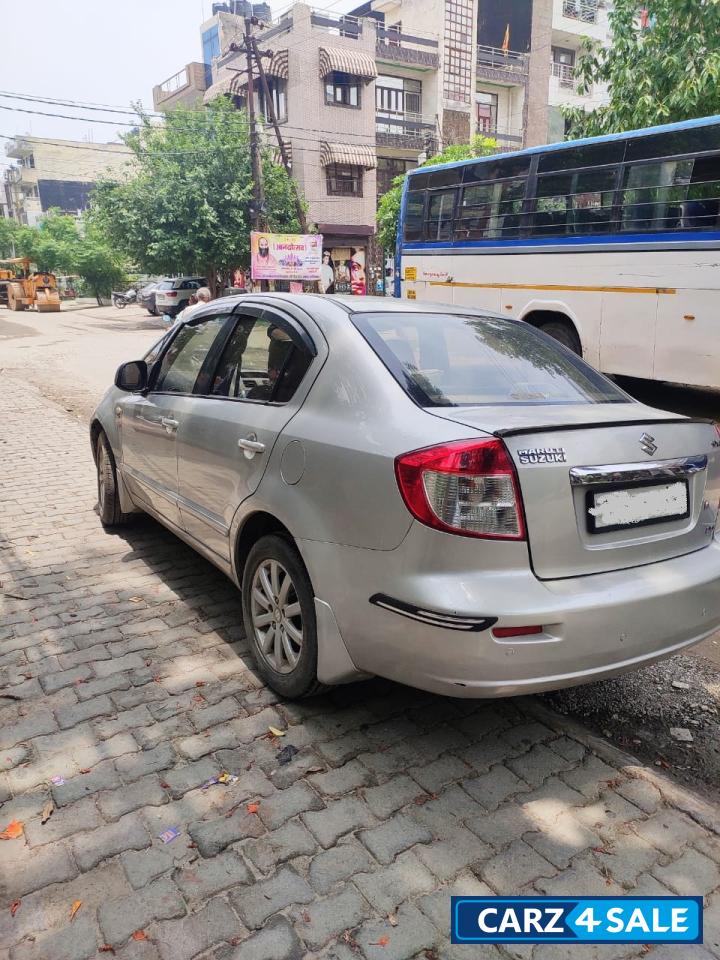 Maruti Suzuki SX4 2011, ZXI - Petrol