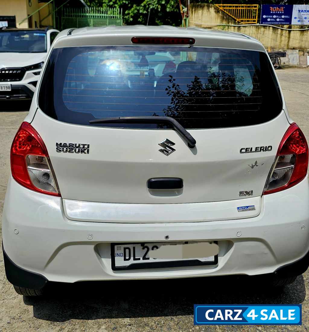 White Maruti Suzuki Celerio ZXI,Automatic,CNG