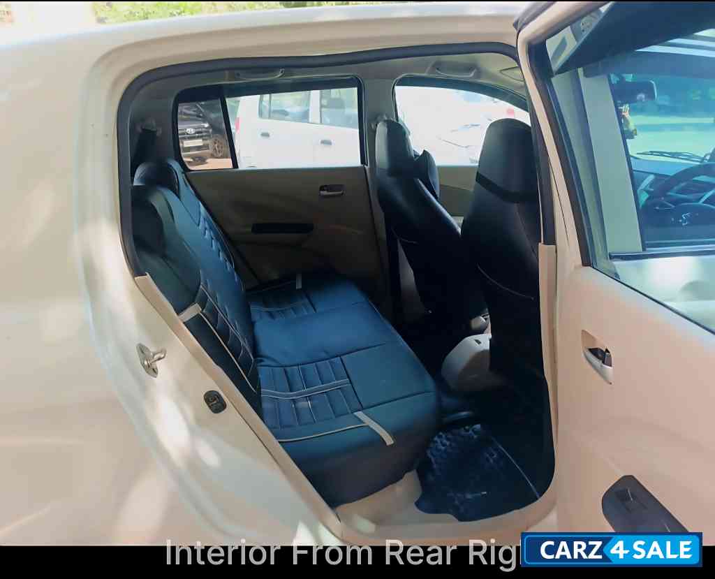 White Maruti Suzuki Celerio ZXI,Automatic,CNG