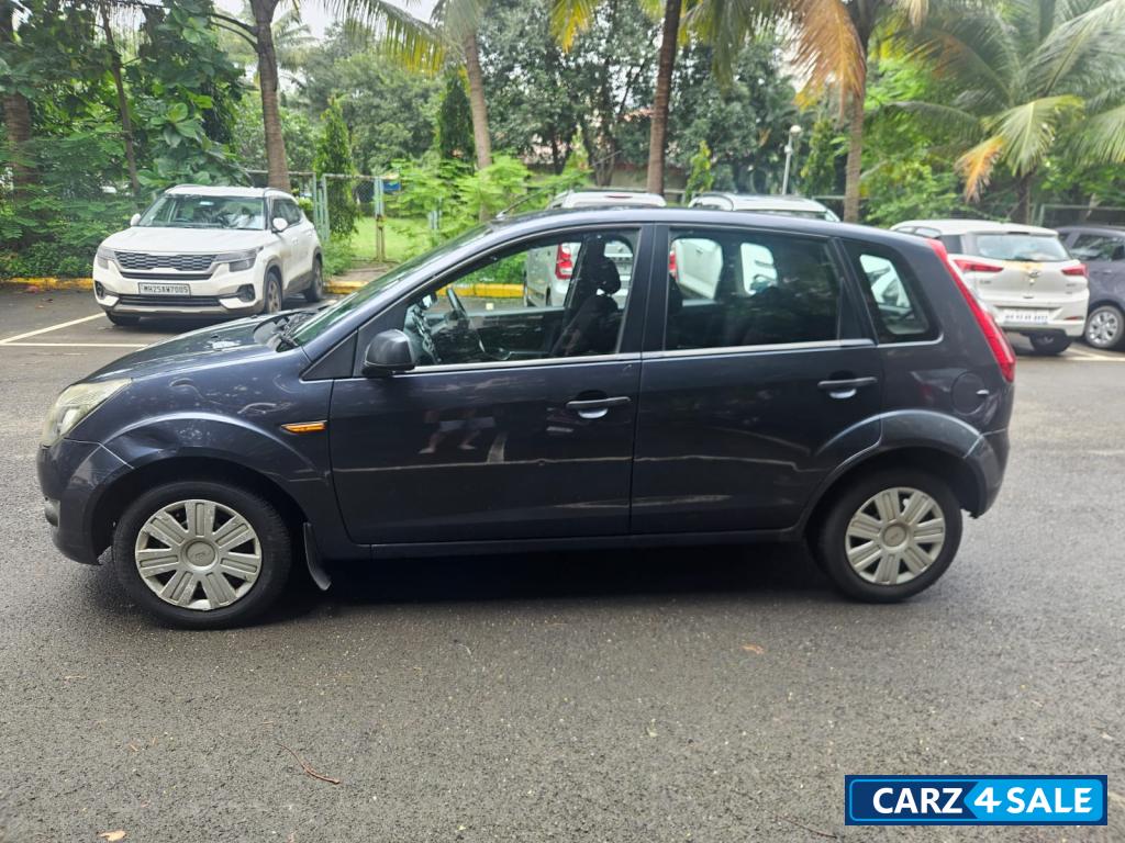 Sea Grey Ford Figo EXI Sea Grey Ford Figo EXI