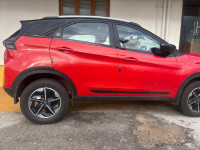 Flmred Pinbk Tata Nexon Fearless Plus S Dark Edition DCA - Sunroof • petrol • 2024