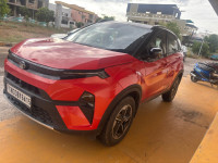Flmred Pinbk Tata Nexon Fearless Plus S Dark Edition DCA - Sunroof • petrol • 2024
