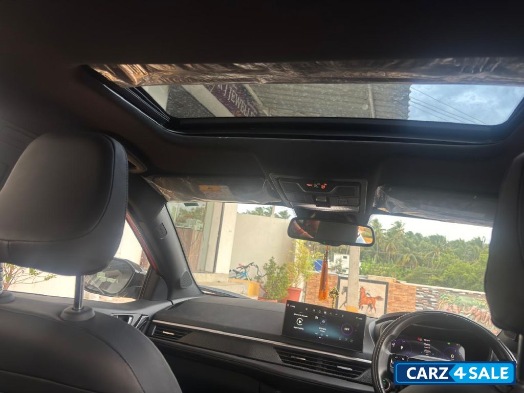 Flmred Pinbk Tata Nexon Fearless Plus S Dark Edition DCA - Sunroof • petrol • 2024