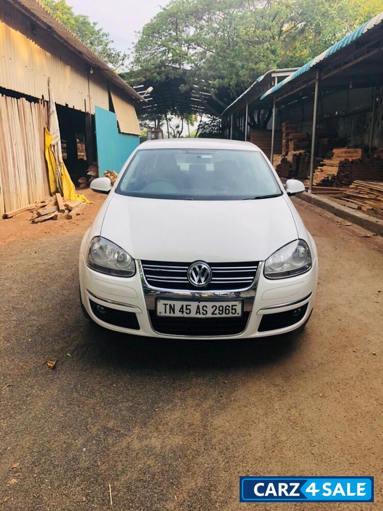 White Volkswagen Jetta JETTA