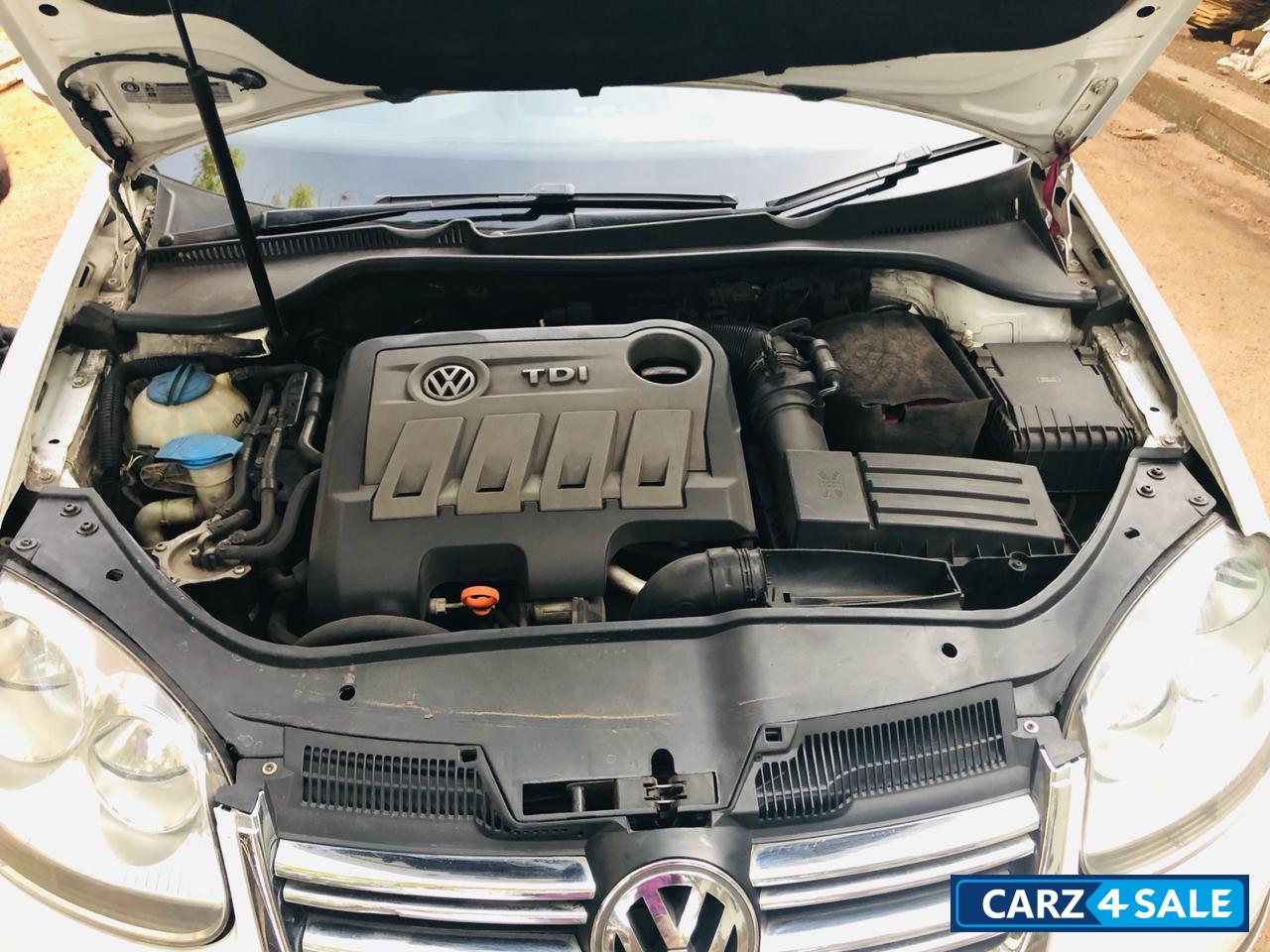 White Volkswagen Jetta JETTA