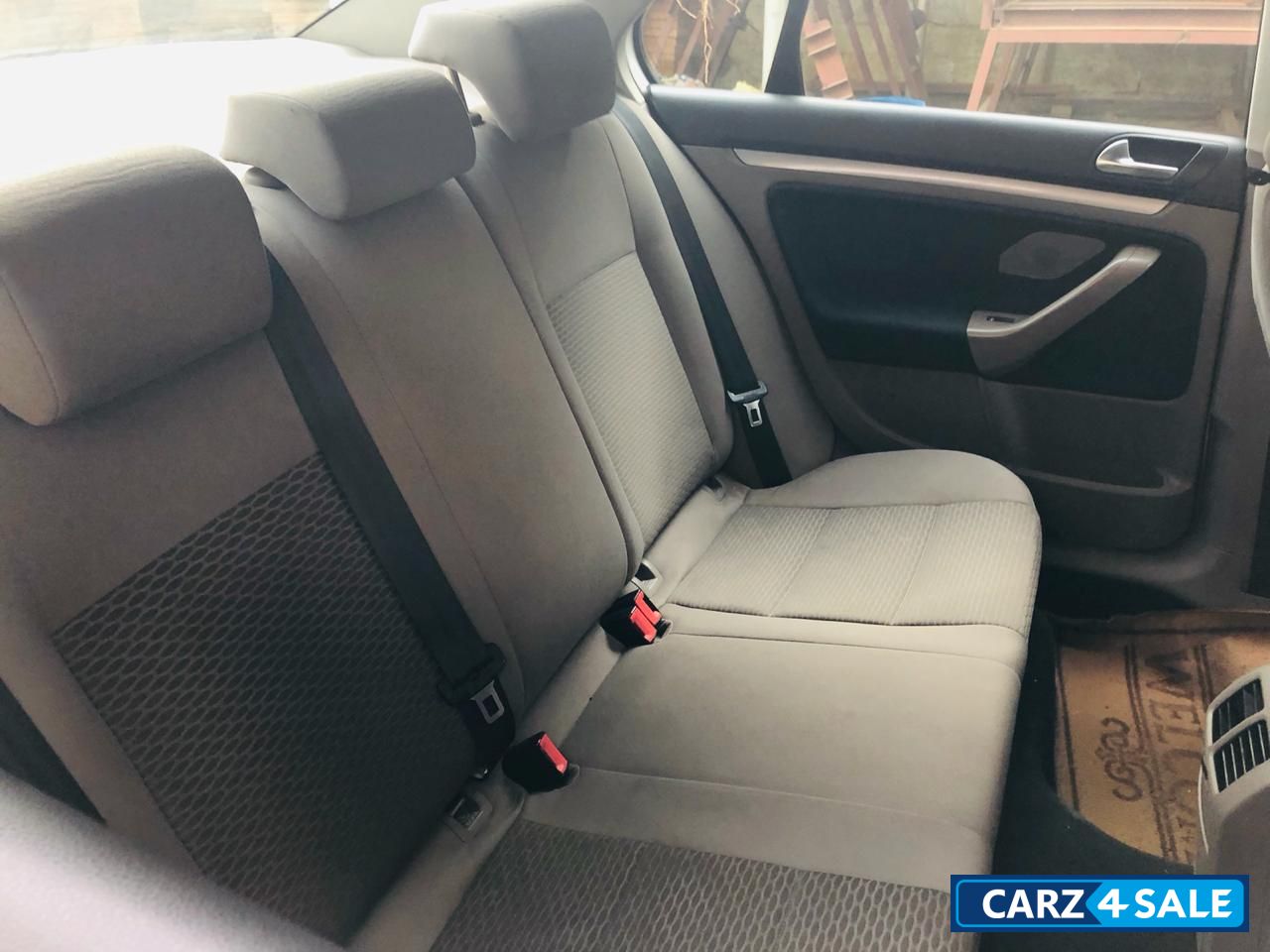 White Volkswagen Jetta JETTA