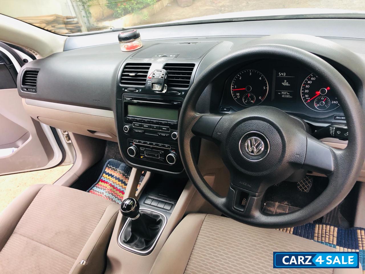 White Volkswagen Jetta JETTA