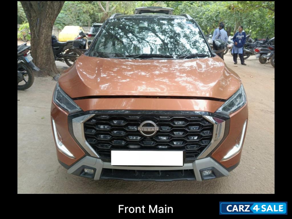 Dual Tone Nissan Magnite Tekna AMT Dual Tone