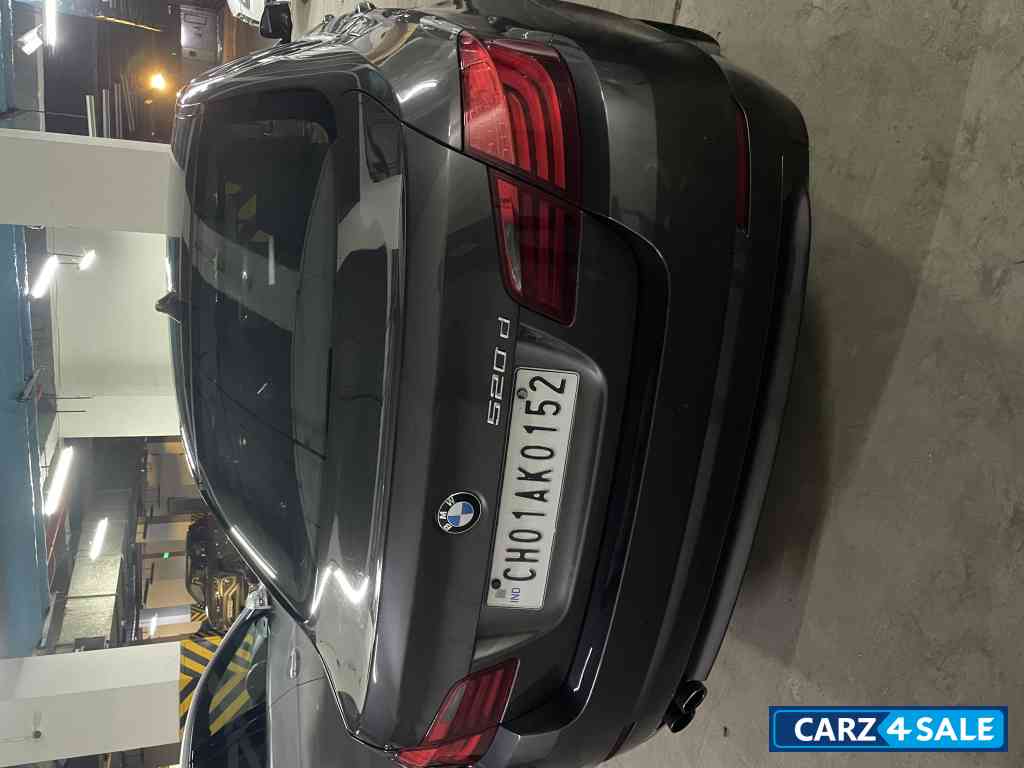 BMW 5-Series 520d