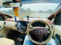 Toyota Innova 2.5G3