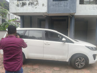 Toyota Innova Cysta GX 8 STR