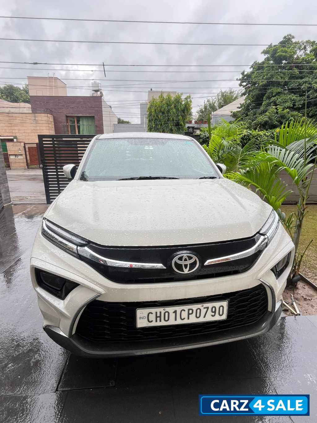 Toyota Urban Cruiser Hyryder S AT