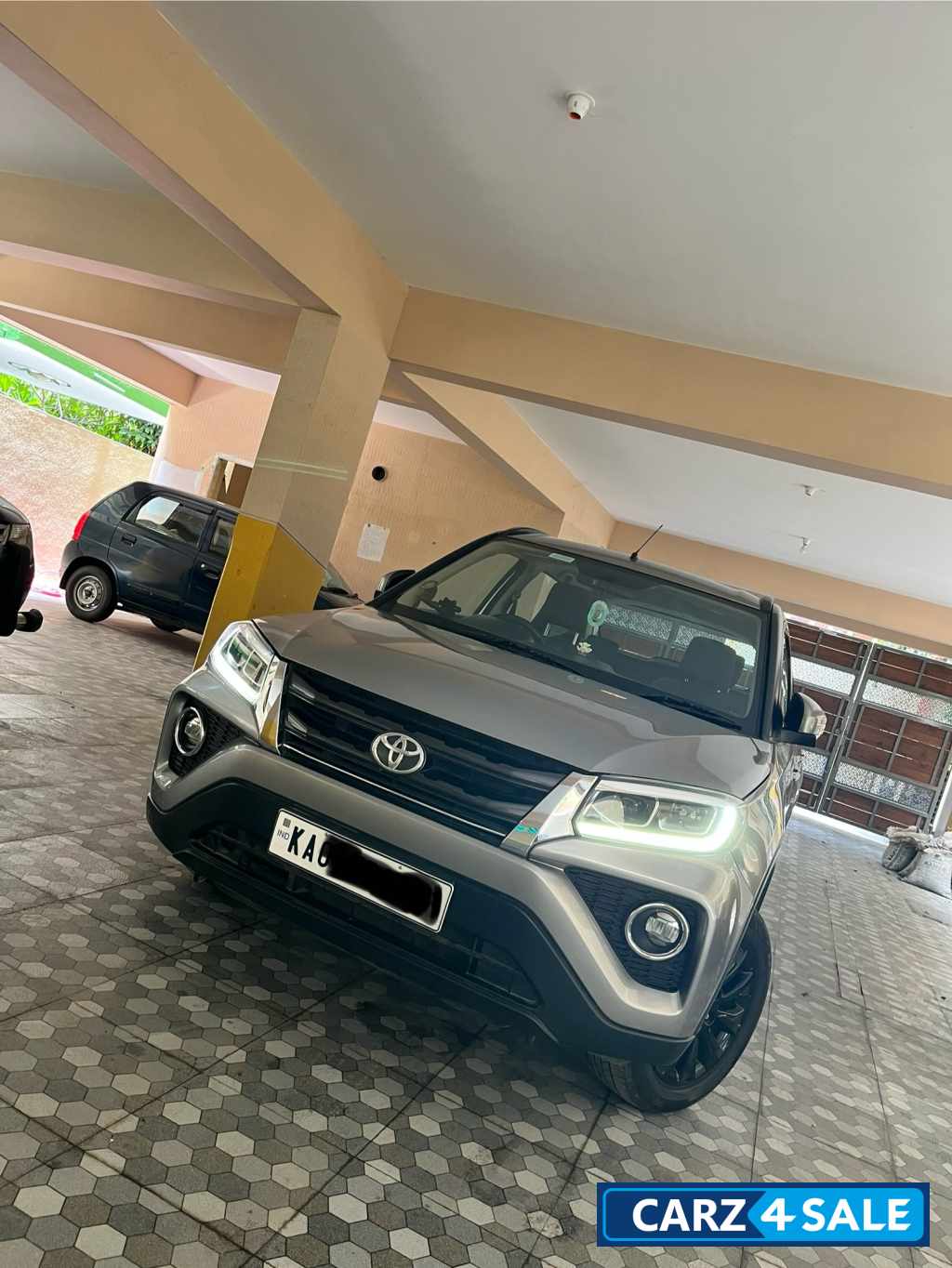 Toyota Urban Cruiser Mid