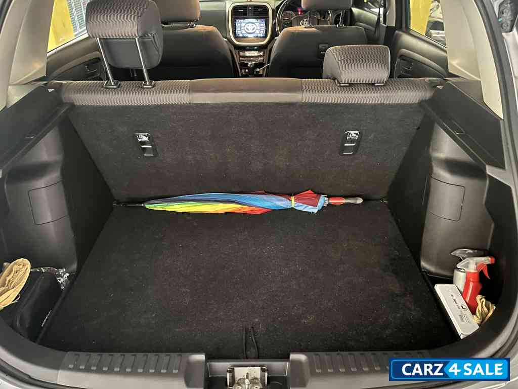 Toyota Urban Cruiser Mid