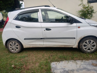 White Hyundai Eon Megna +
