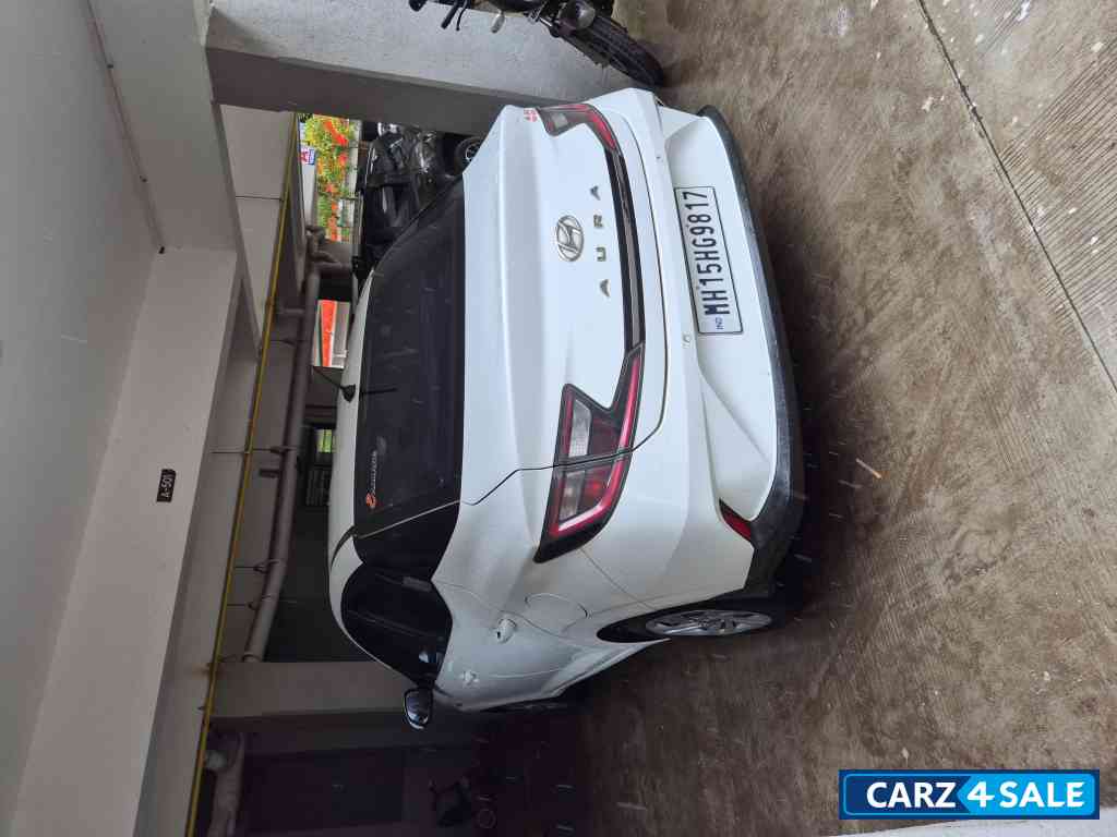 Hyundai Aura S1.2 CNG